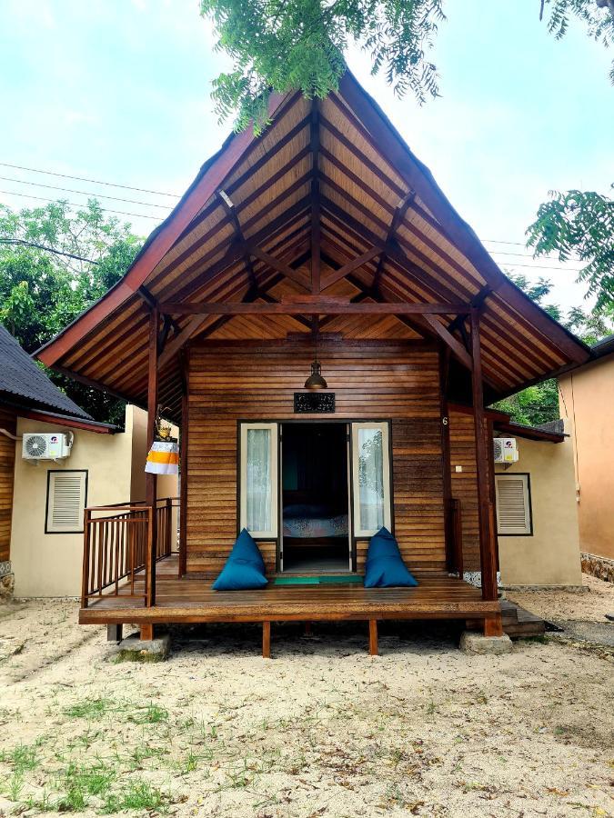 Beach House Penida Ped Buitenkant foto