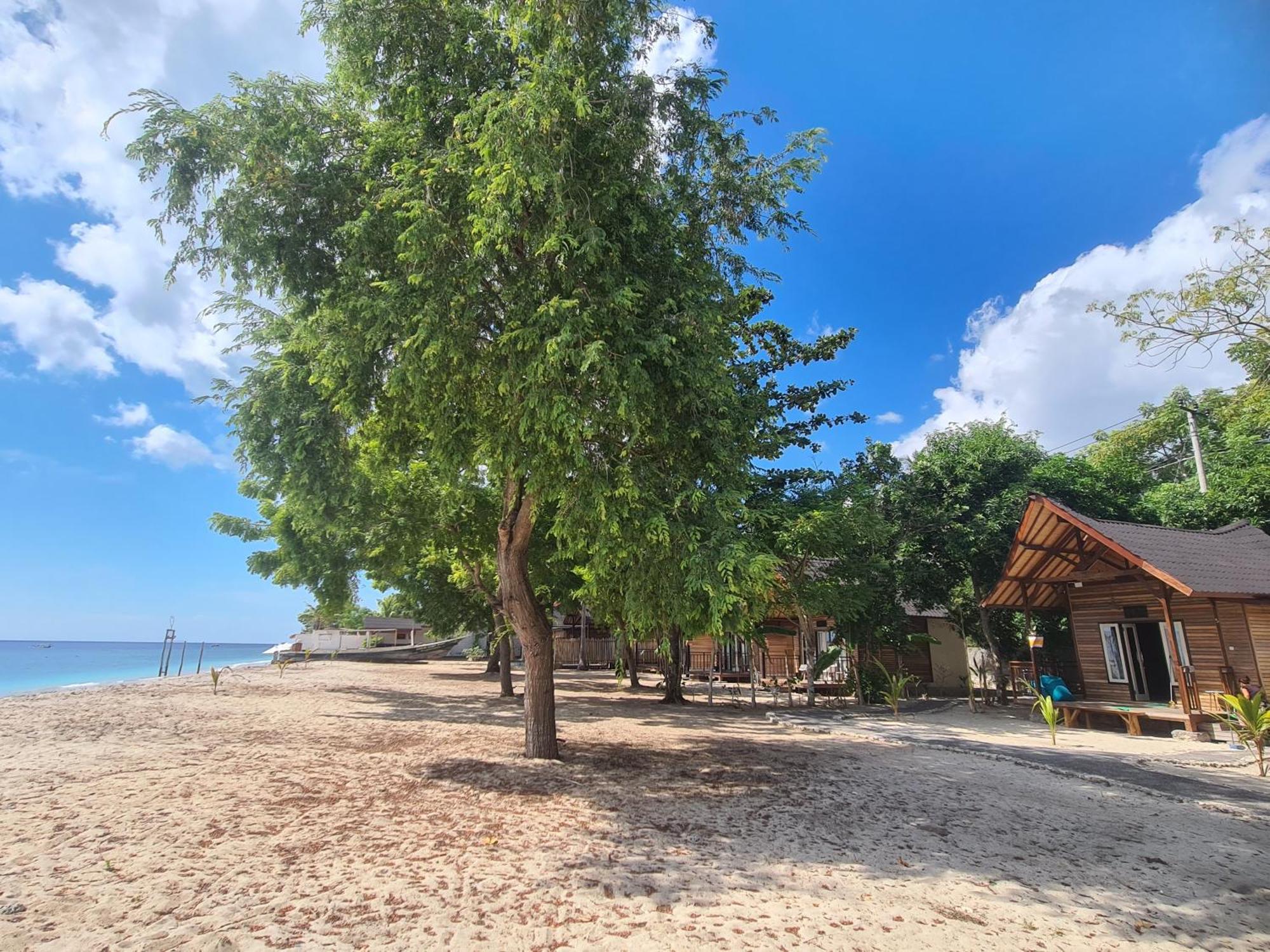 Beach House Penida Ped Buitenkant foto